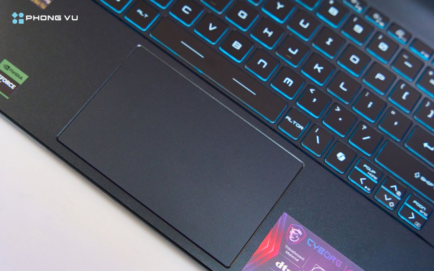 Đánh giá MSI Cyborg 14 A13VE - 090VN: Lựa chọn laptop gaming 14 inch nhỏ gọn giá rẻ 5 Trackpad của máy có kích thước vừa đủ cho một laptop 14 inch, mang lại cảm giác di chuyển mượt mà