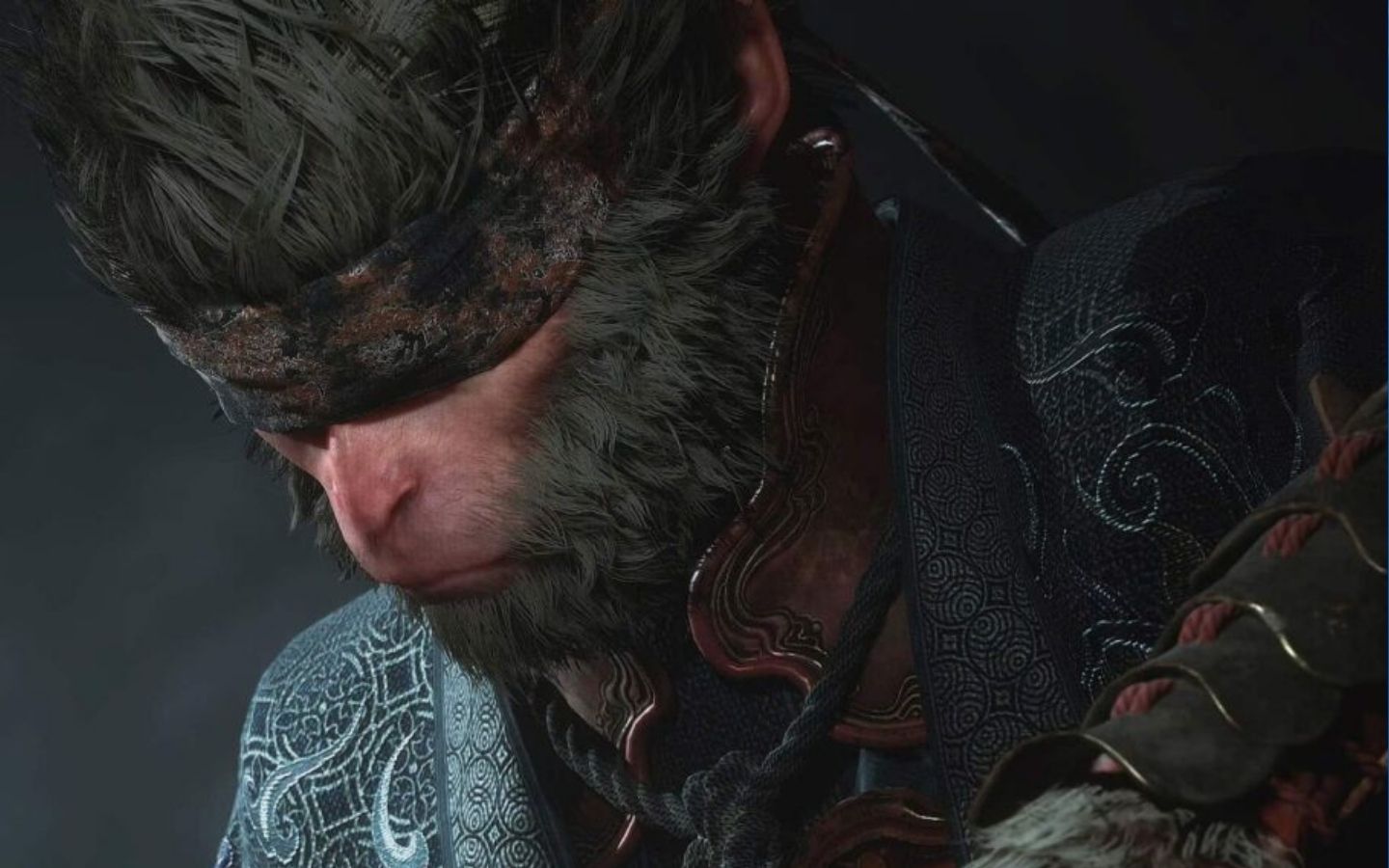 Cận cảnh khuôn mặt Thiên Mệnh Nhân với phụ kiện băng che mắt