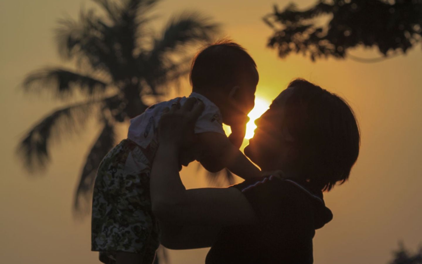 Tình mẫu tử thiêng liêng cao đẹp luôn là cảm hứng bất tận trong thơ ca