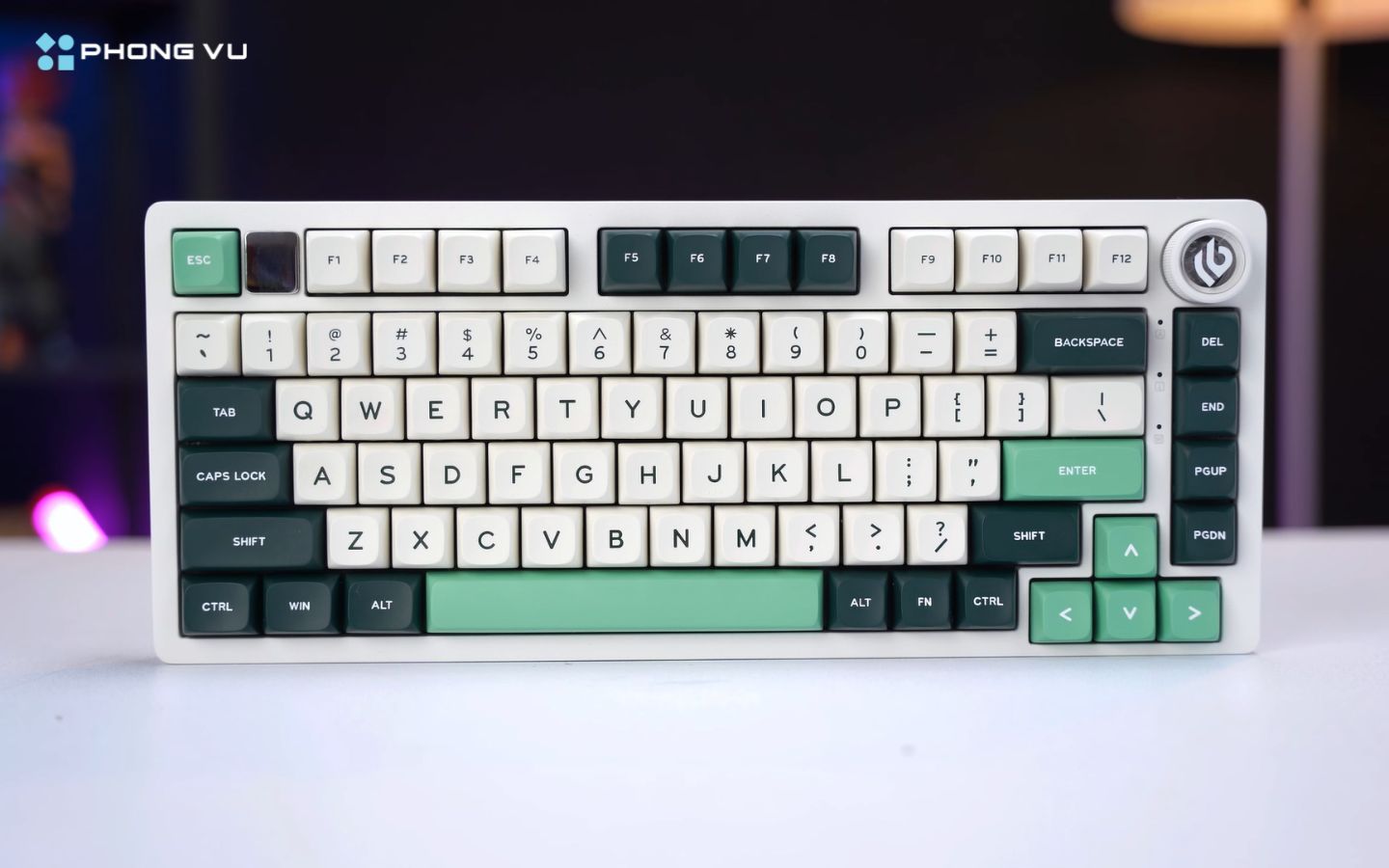 Thiết kế 75% gọn gàng với case nhôm CNC cao cấp trên LEOBOG HI75C Pro