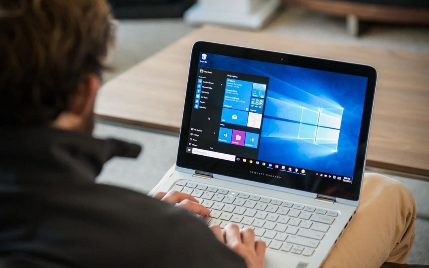 Người dùng không tắt tính năng sao lưu khi đã đăng ký gia hạn Windows 10