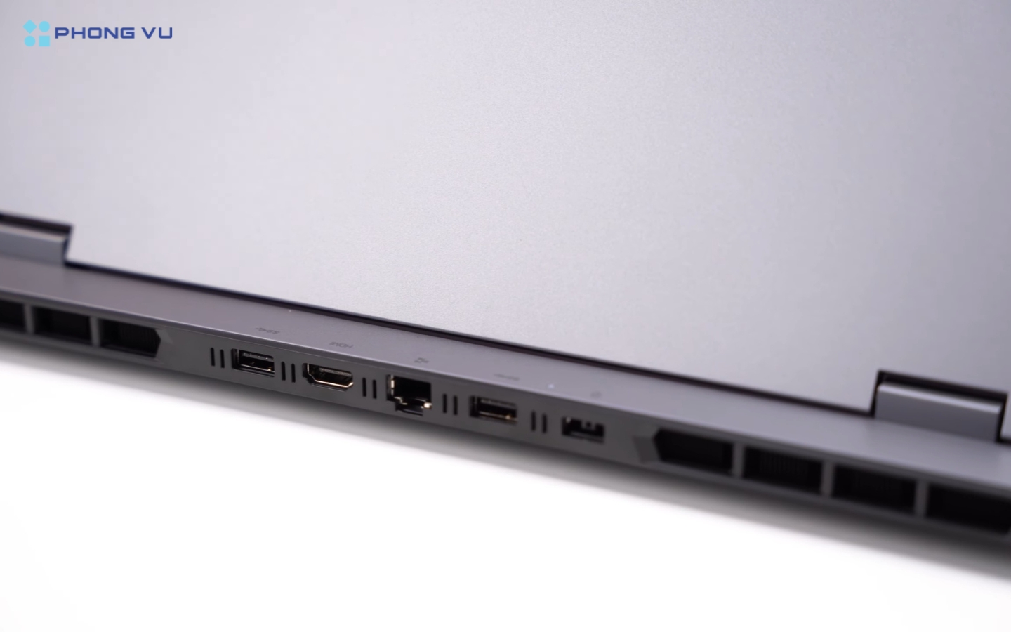 Đánh giá laptop Lenovo LOQ 15AHP10 83JG0047VN: Hiệu năng và tính năng trong phân khúc tầm trung 4 Hệ thống tản nhiệt của Lenovo LOQ 15AHP10 - 83JG0047VN được thiết kế tối ưu với cấu trúc dual fan