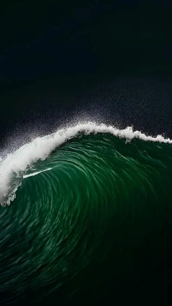 Sóng biển xanh sâu, sức mạnh của đại dương