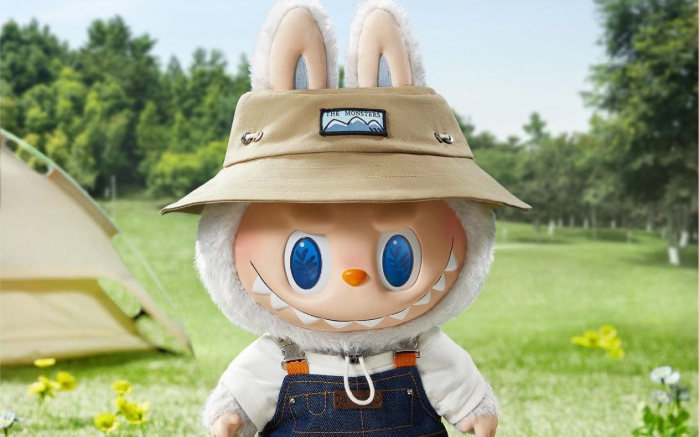 Labubu thám hiểm, sẵn sàng cắm trại ngoài trời