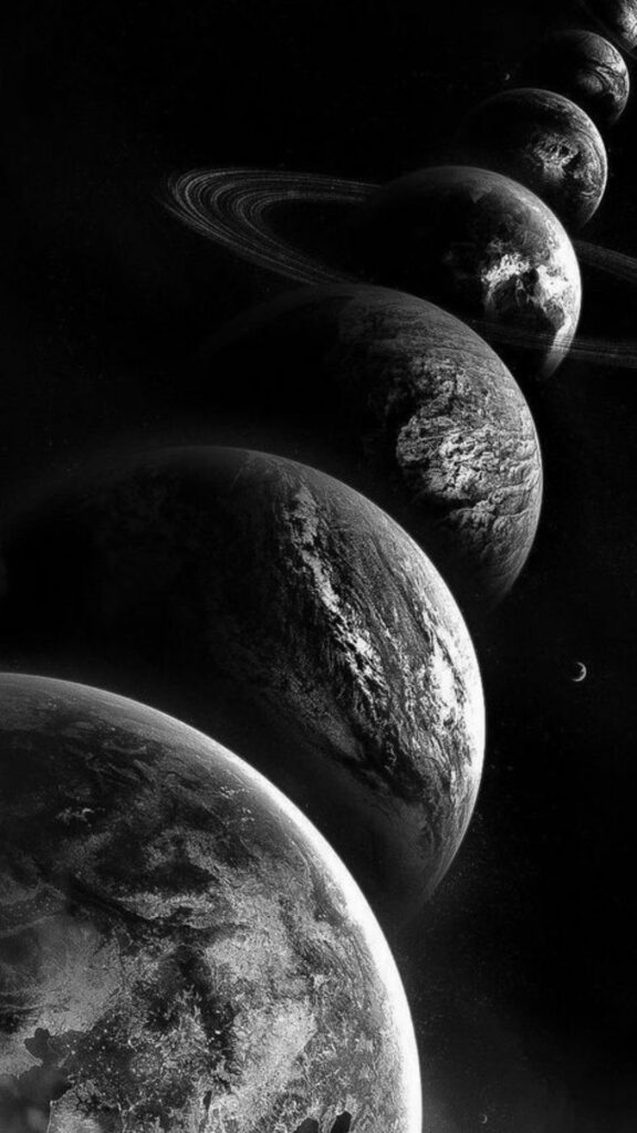 Cận cảnh hình ảnh mặt trăng với gam màu trắng đen