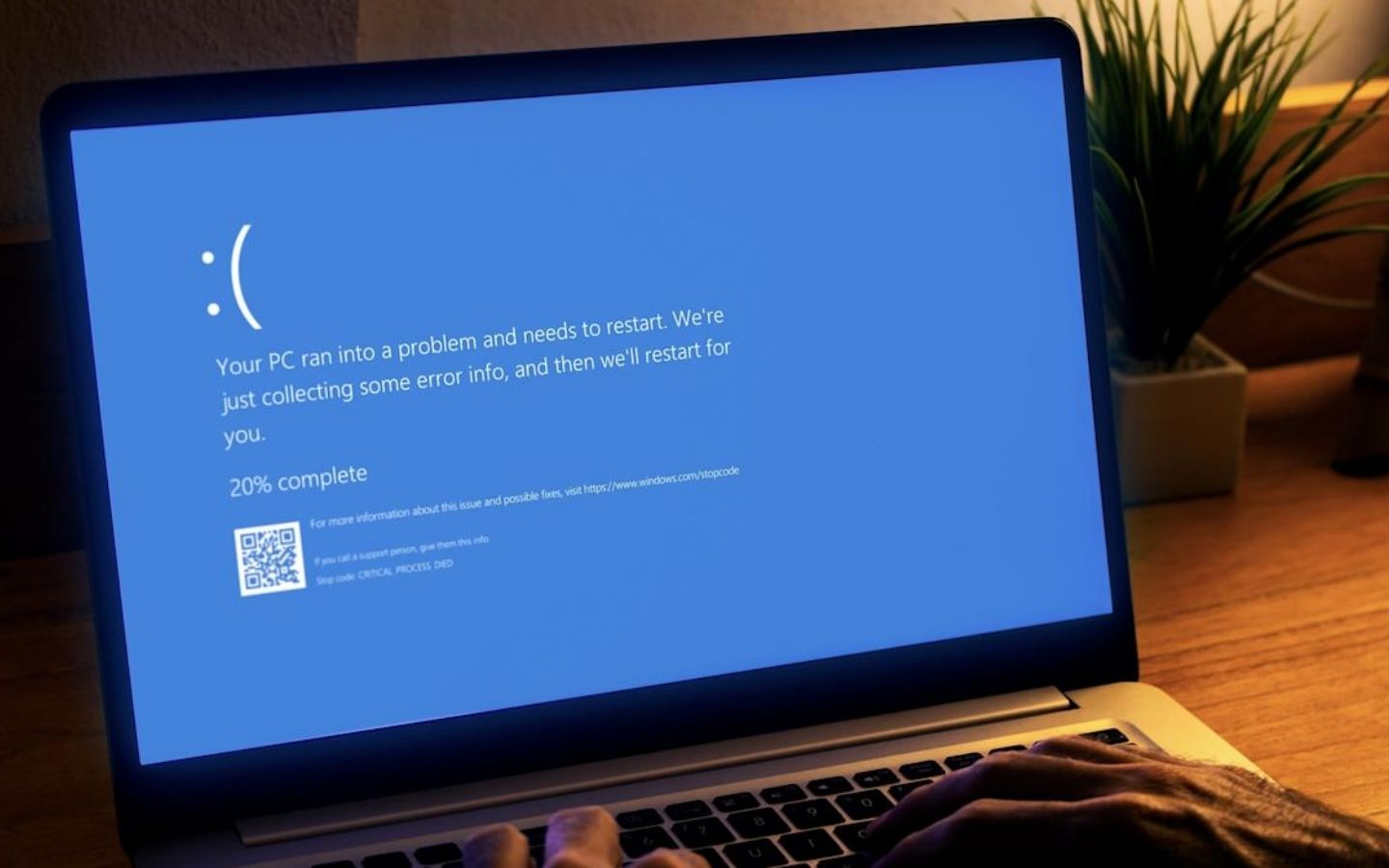 Lý do khiến laptop rơi vào tình trạng restart
