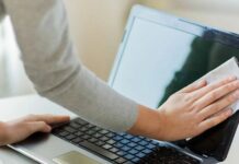 Cách vệ sinh màn hình máy tính sạch sẽ và không trầy xước Cách vệ sinh màn hình máy tính sạch sẽ và không trầy xước