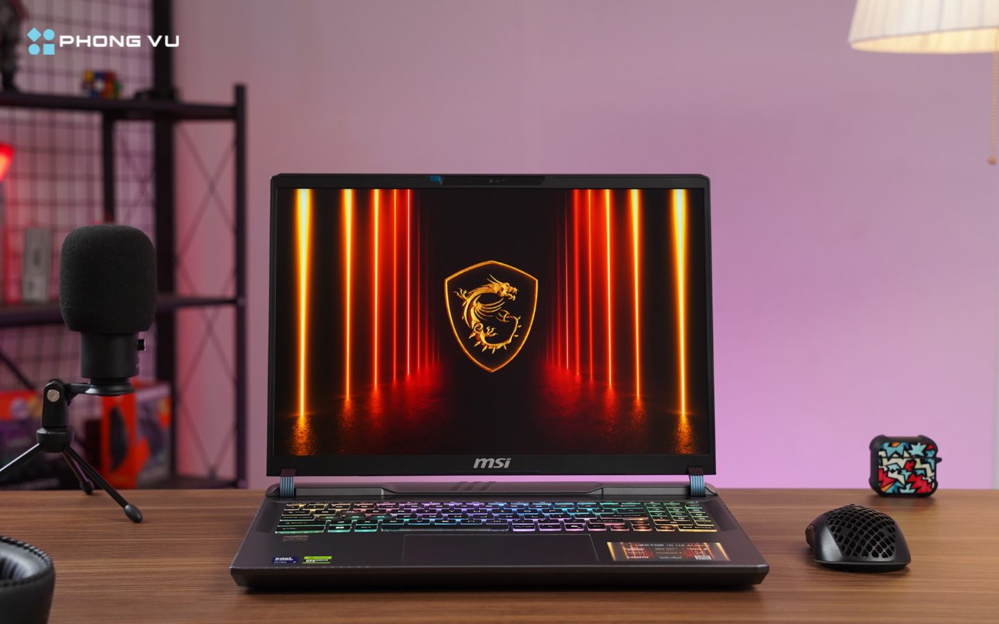 Thiết kế tổng thể mang phong cách hầm hố và cơ bắp hơn so với các dòng GF và Katana