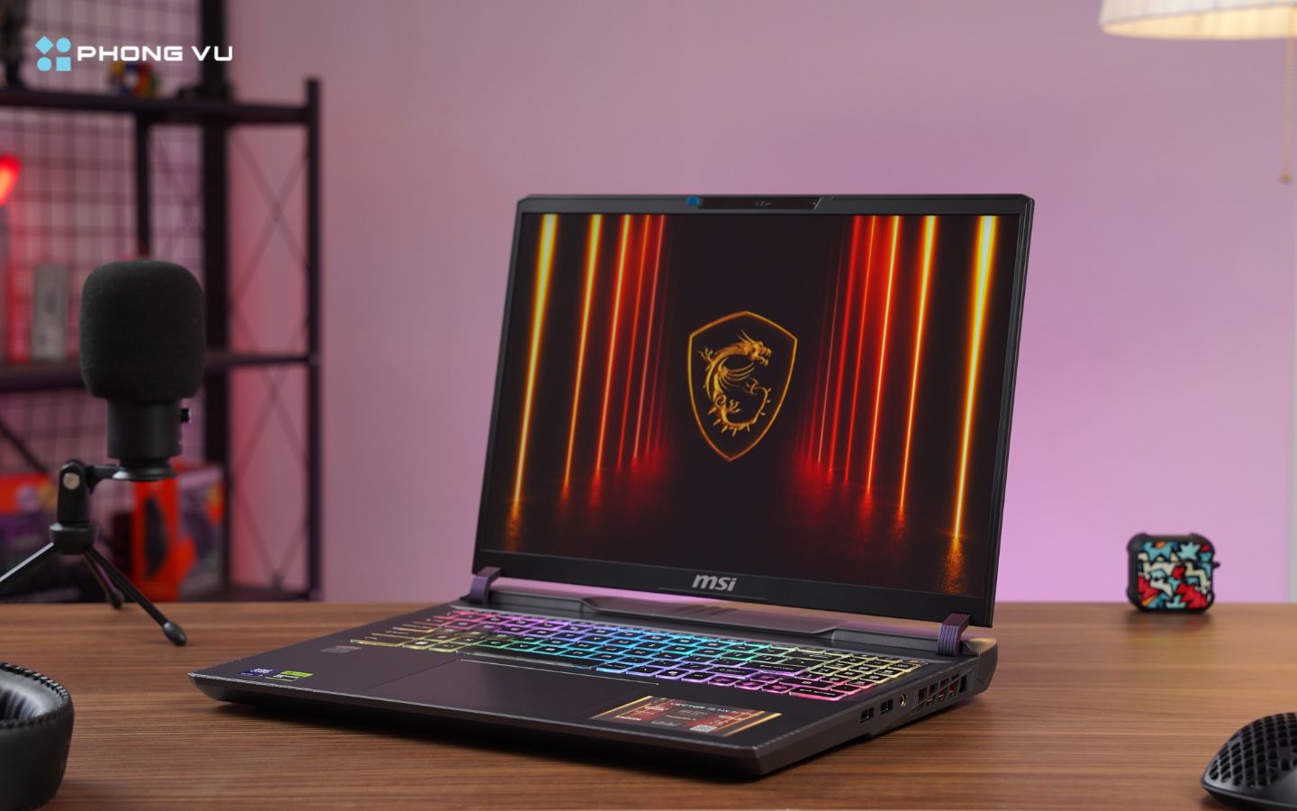 MSI Vector 16 HX AI A2XWHG-010VN trang bị màn hình 2.5K 240 Hz thông số cực khủng