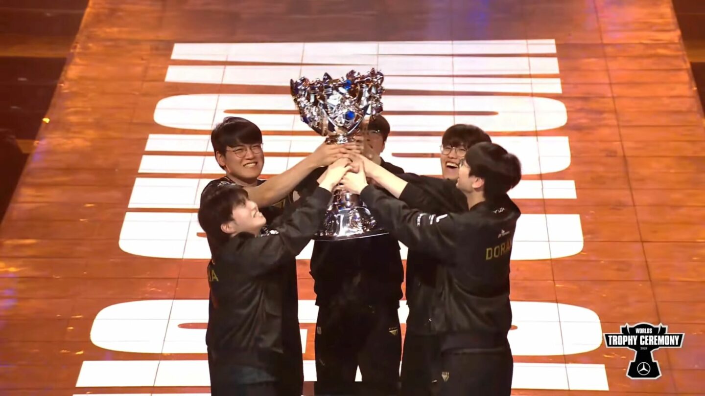T1 chính thức trở thành nhà vô địch CKTG LOL 2025