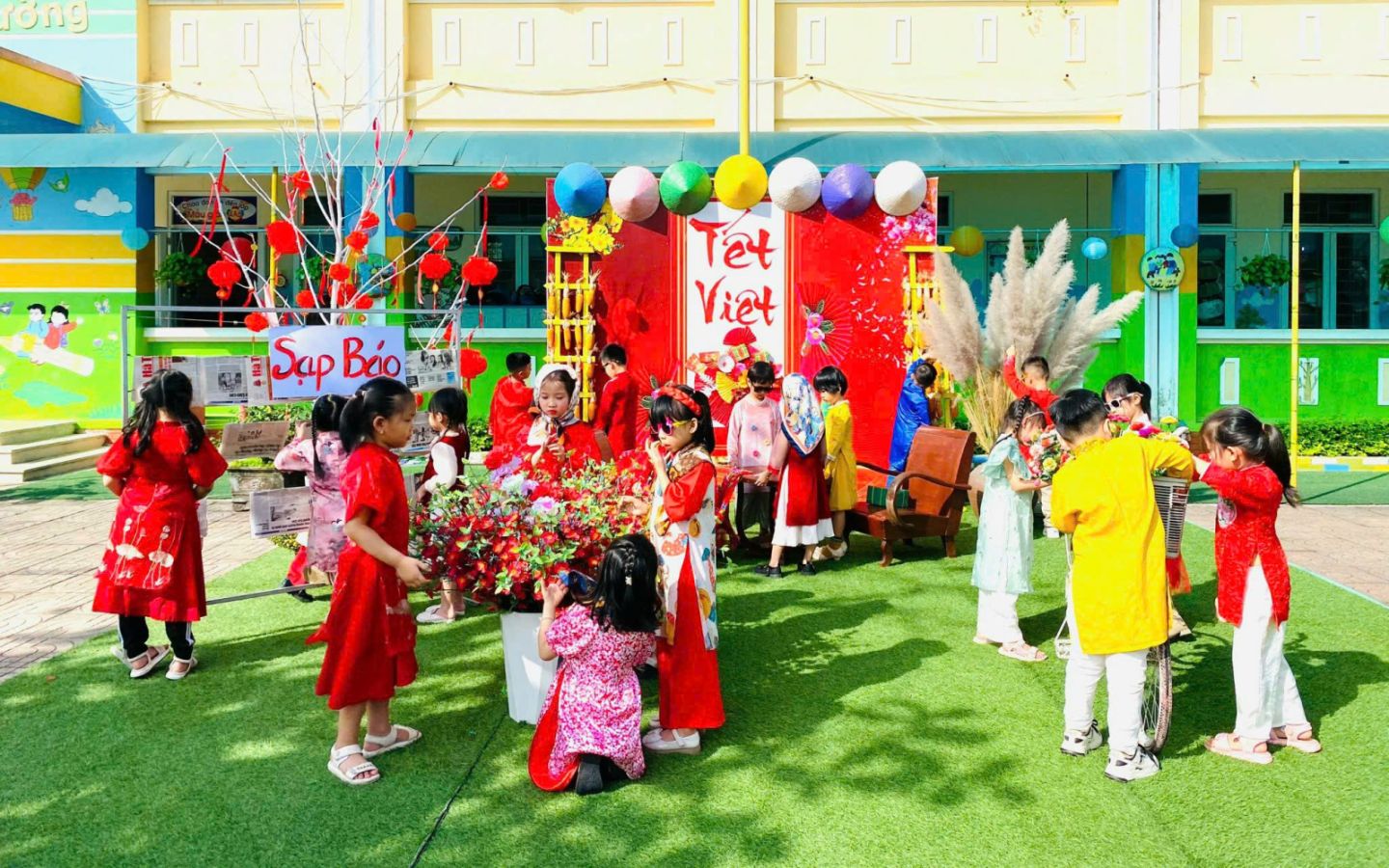 Câu đối Tết mầm non ngắn gọn, dễ đọc