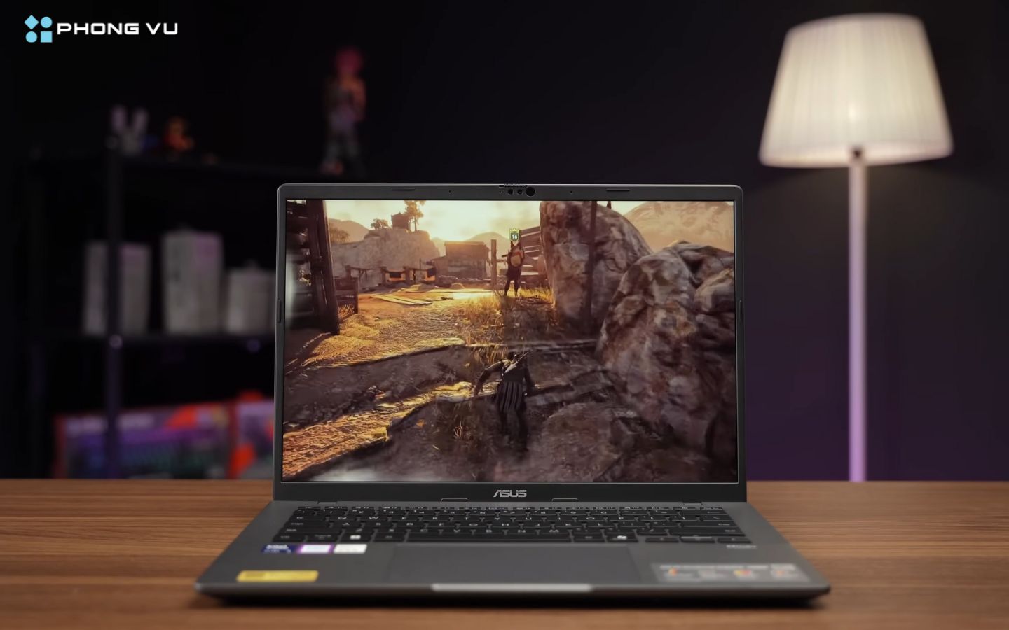 Màn hình 14 inch WUXGA (1920 x 1200) tỷ lệ 16:10 mang lại không gian hiển thị rộng hơn 11% 