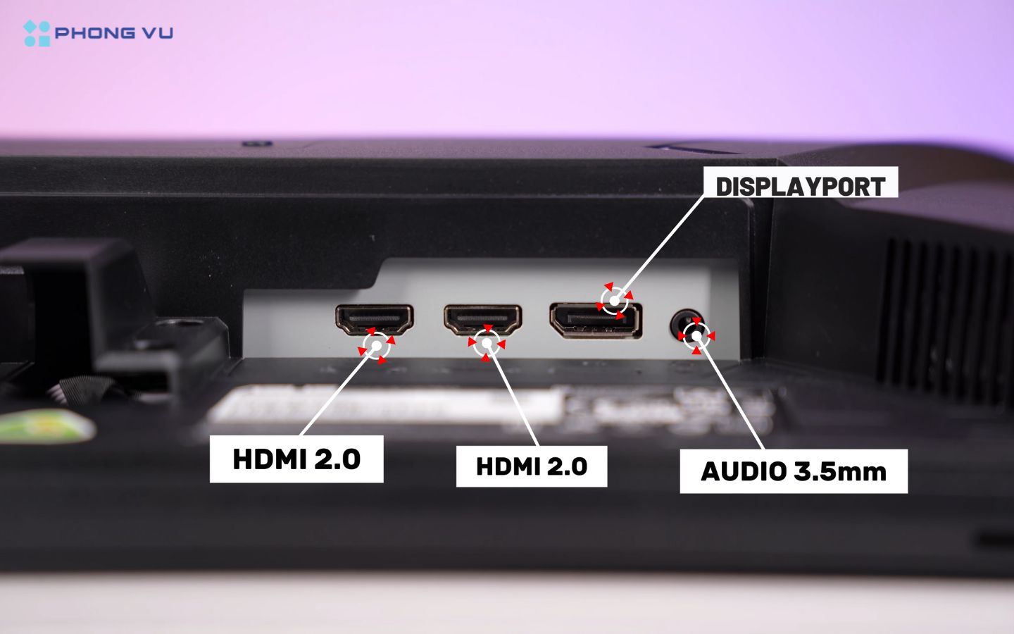 Mặt sau màn hình cung cấp 1 cổng DisplayPort, 2 cổng HDMI 2.0 và 1 jack audio 3.5mm