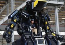 Siêu robot Tsubame Archax: “Gundam đời thực” giá 3 triệu USD cho giới siêu giàu Siêu robot Tsubame Archax: “Gundam đời thực” giá 3 triệu USD cho giới siêu giàu