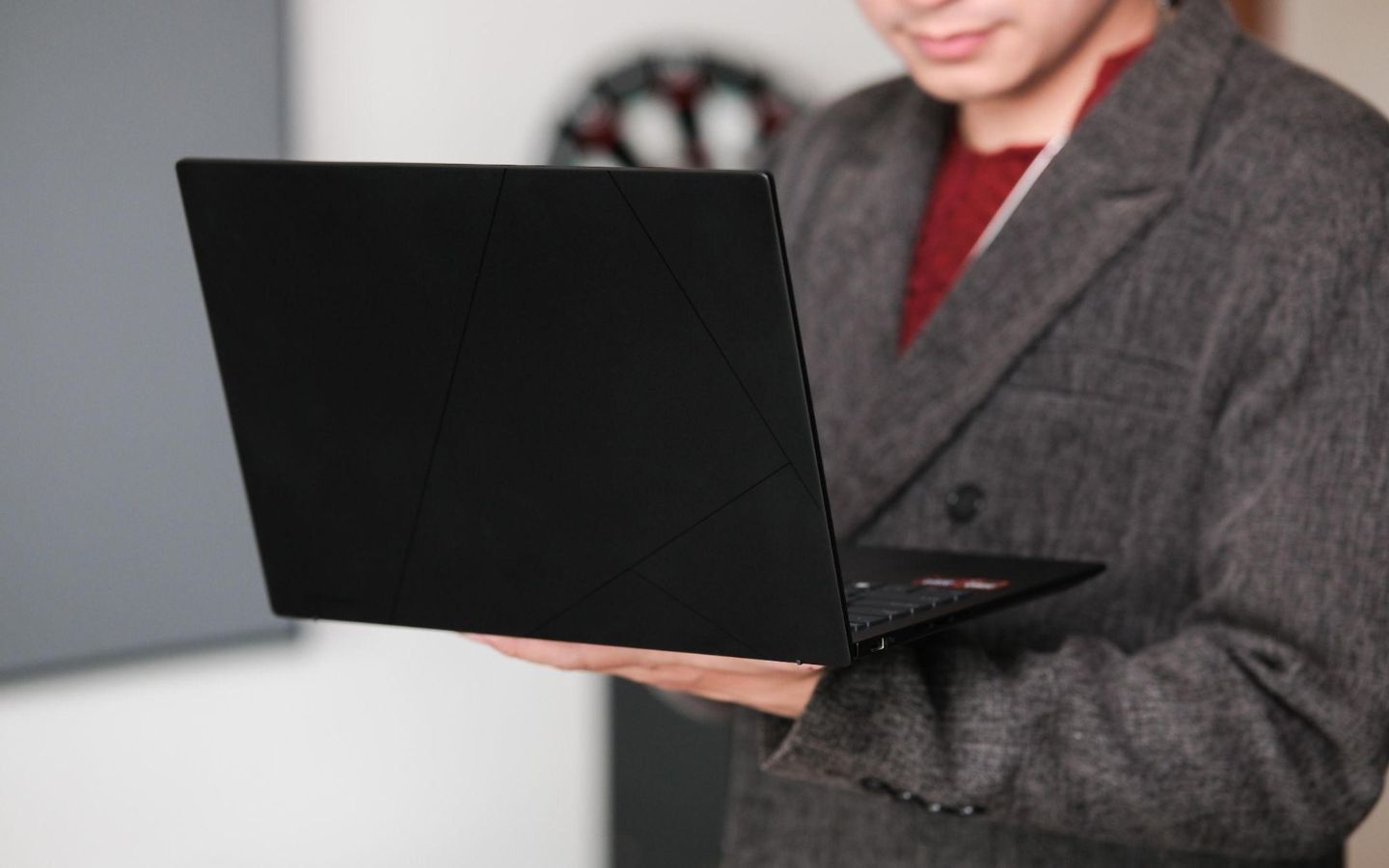 Giao diện ASUS Zenbook 14 (UM3406GA)
