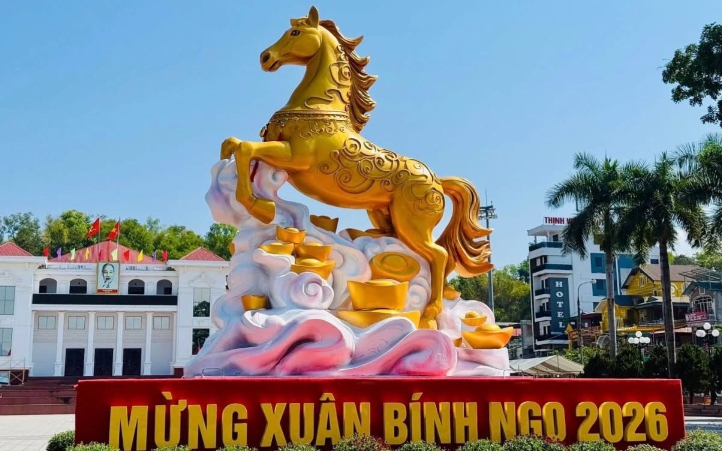 Linh vật ngựa 2026 tại Điện Biên