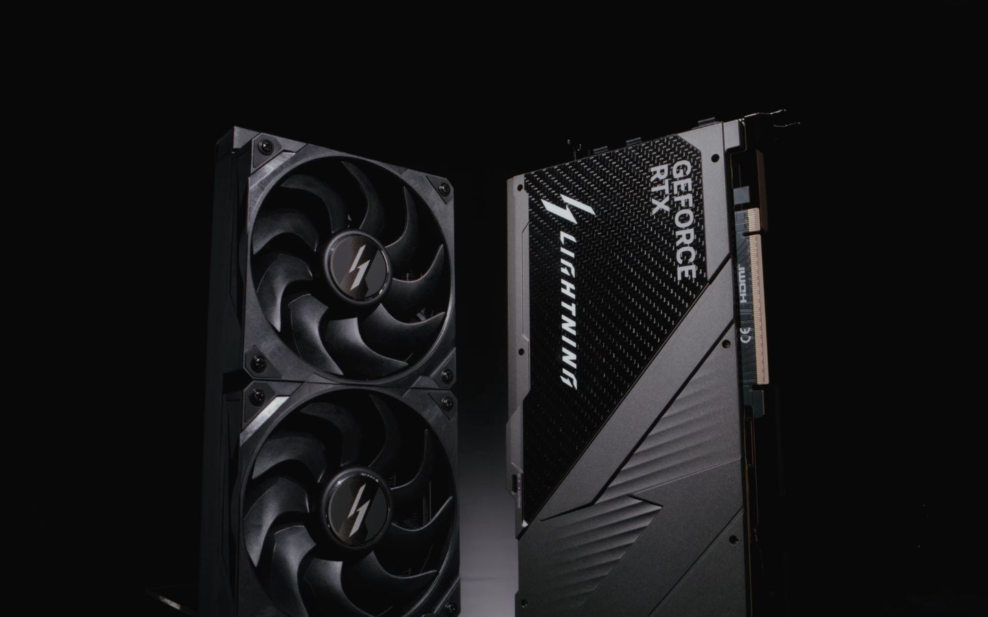 Đánh giá MSI GeForce RTX 5090 Lightning Z: Siêu phẩm card màn hình tiêu thụ điện đến 1000W 5 Card màn hình MSI GeForce RTX 5090 Lightning Z có khả năng tản nhiệt tốt và độ ồn cực thấp