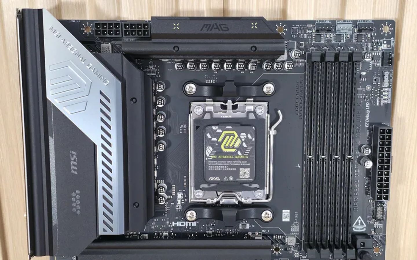 MSI MAG B850 Tomahawk Max Wifi II: Nâng cấp toàn diện cho phân khúc tầm trung 2 Hệ thống cấp nguồn mạnh mẽ cùng các tính năng EZ DIY và AI thông minh