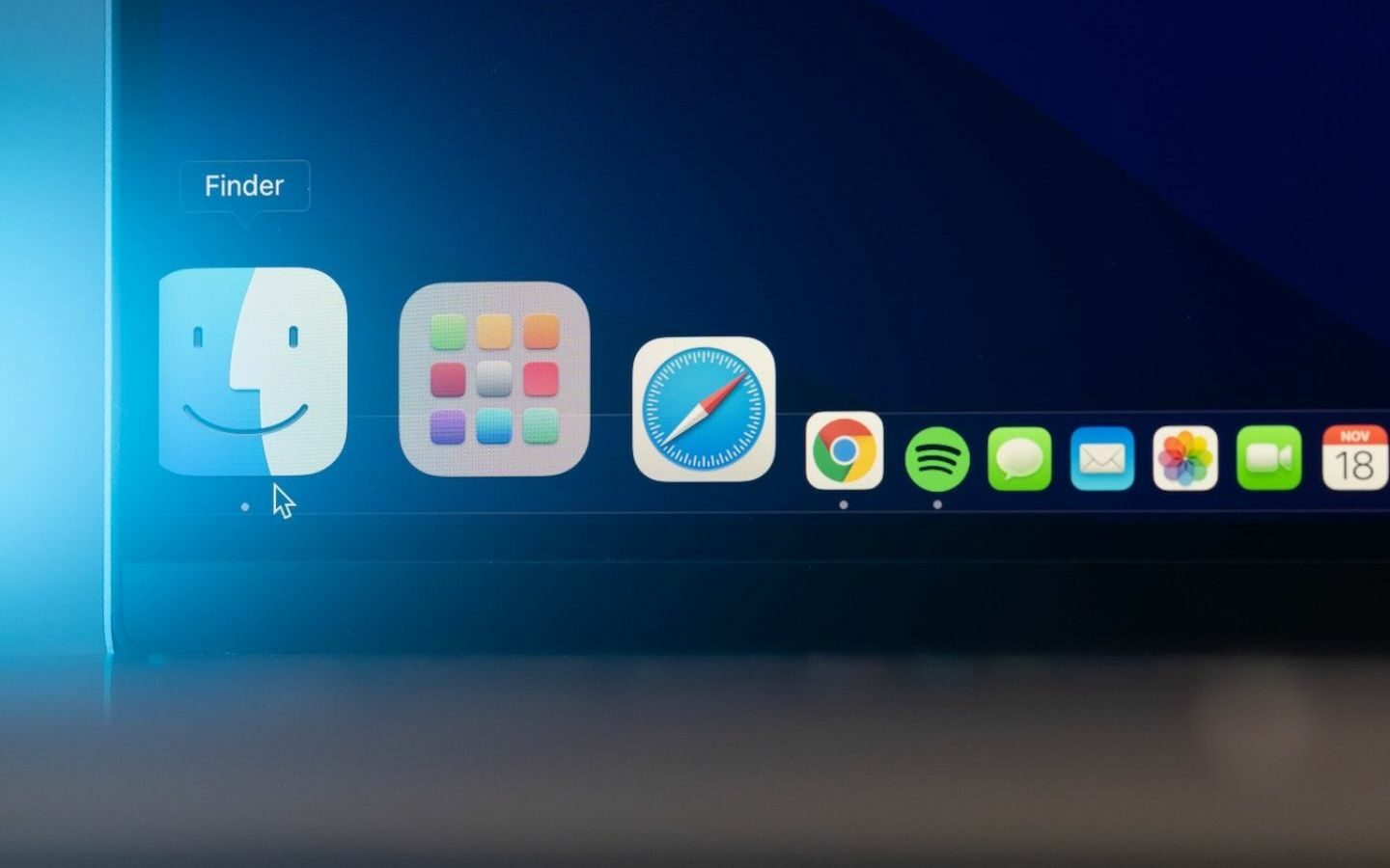Finder là trình quản lý tệp mặc định trên macOS tương tự File Explorer