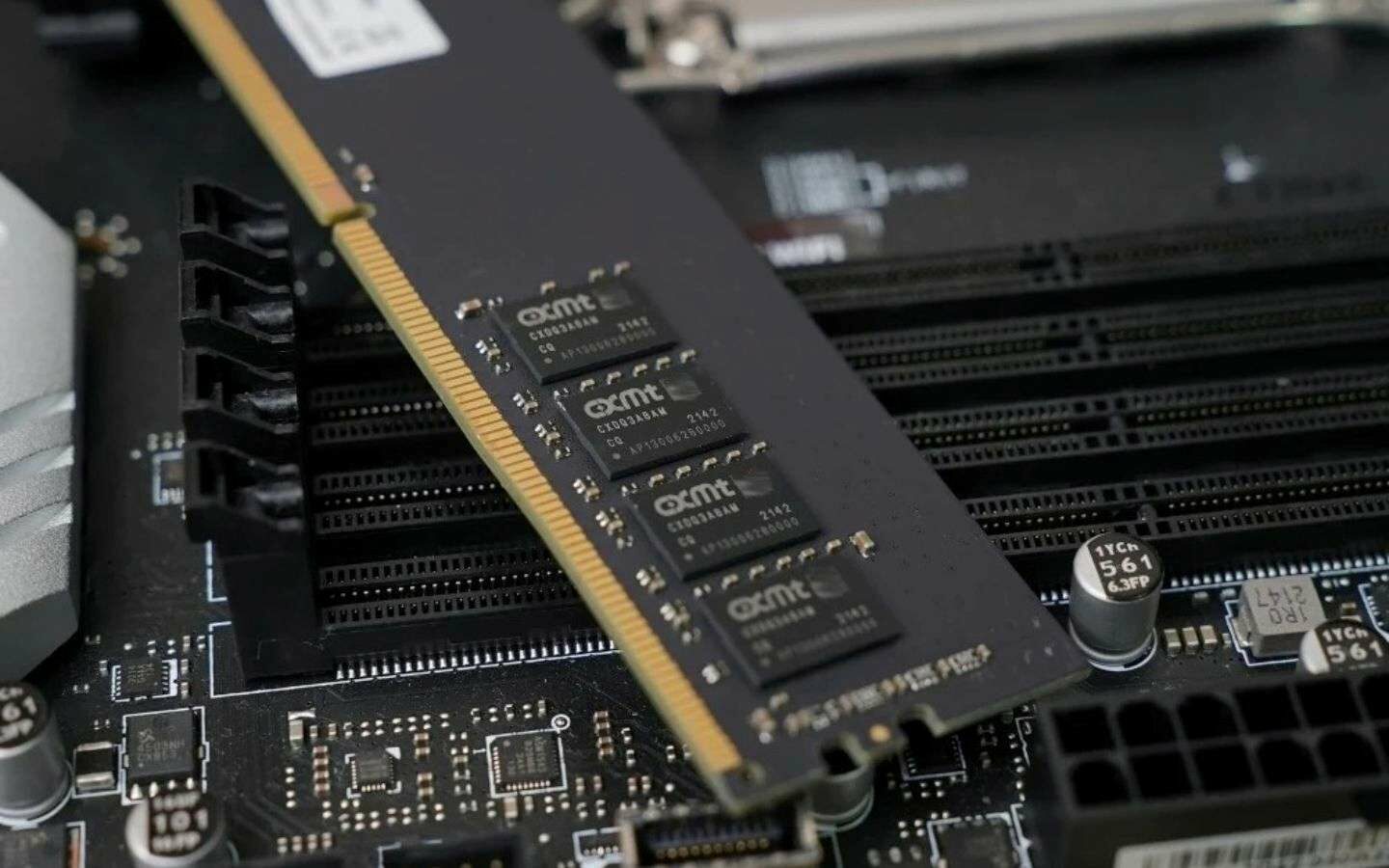 Dự đoán giá RAM và SSD có thể hạ nhiệt