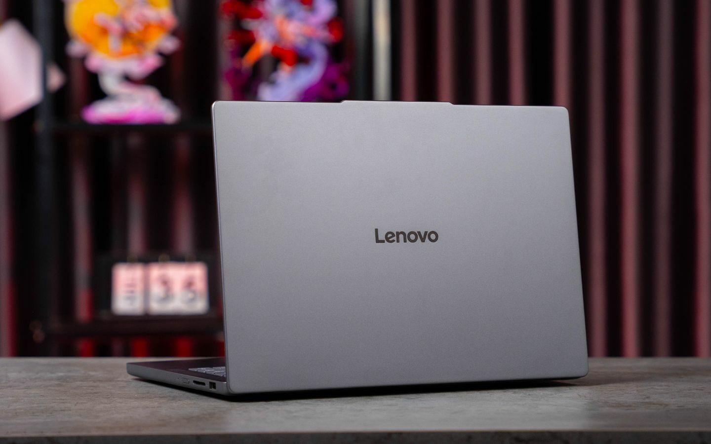 Lenovo IdeaPad Slim 3 gây ấn tượng với RAM lên đến 24GB và hiệu năng mạnh mẽ từ Ryzen 5 7535HS