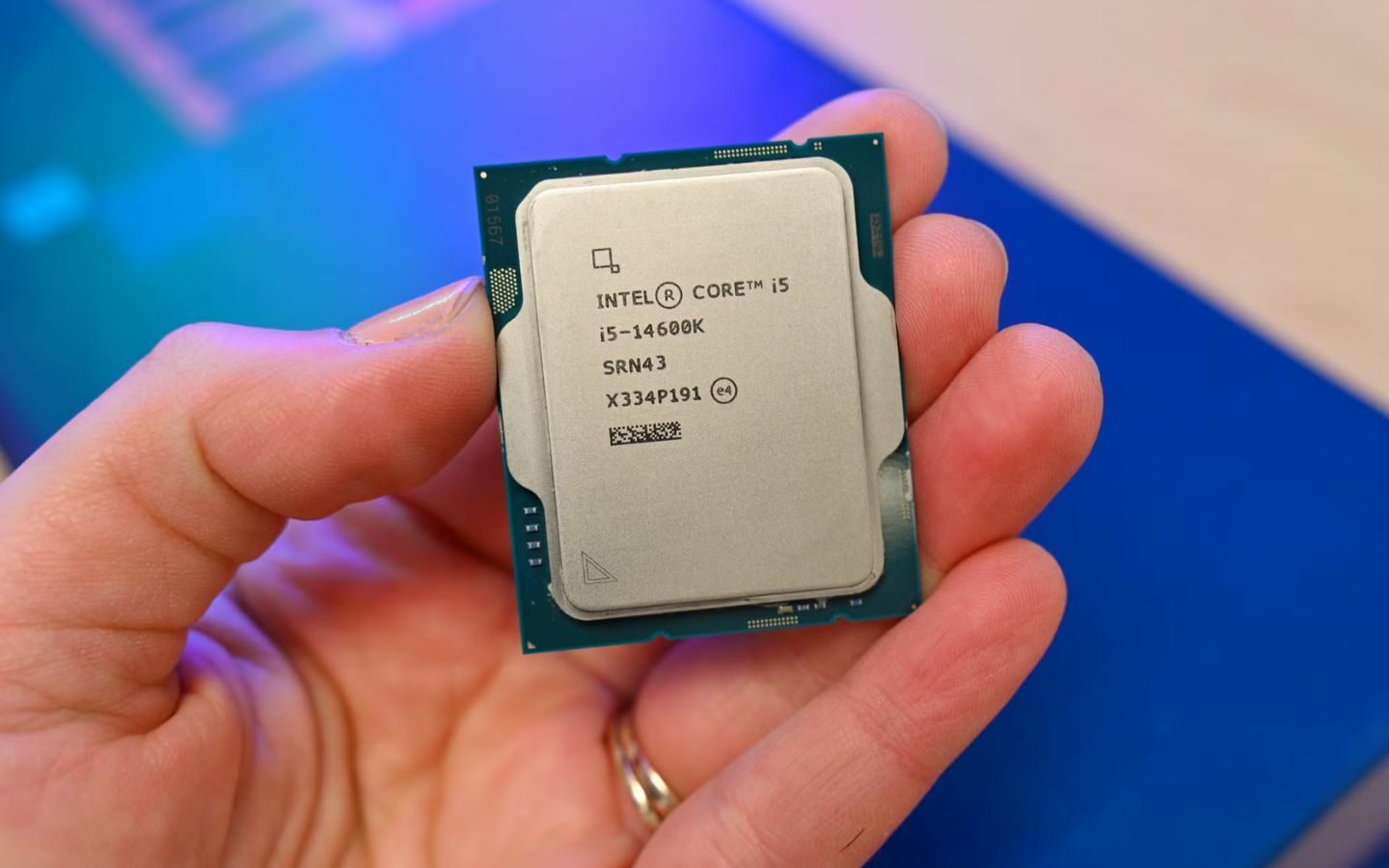 Top 5 laptop gaming RTX 4050 giá từ 20 triệu mạnh, chiến game mượt tại Phong Vũ 1 CPU là tiêu chí quan trọng hàng đầu khi chọn laptop RTX 4050