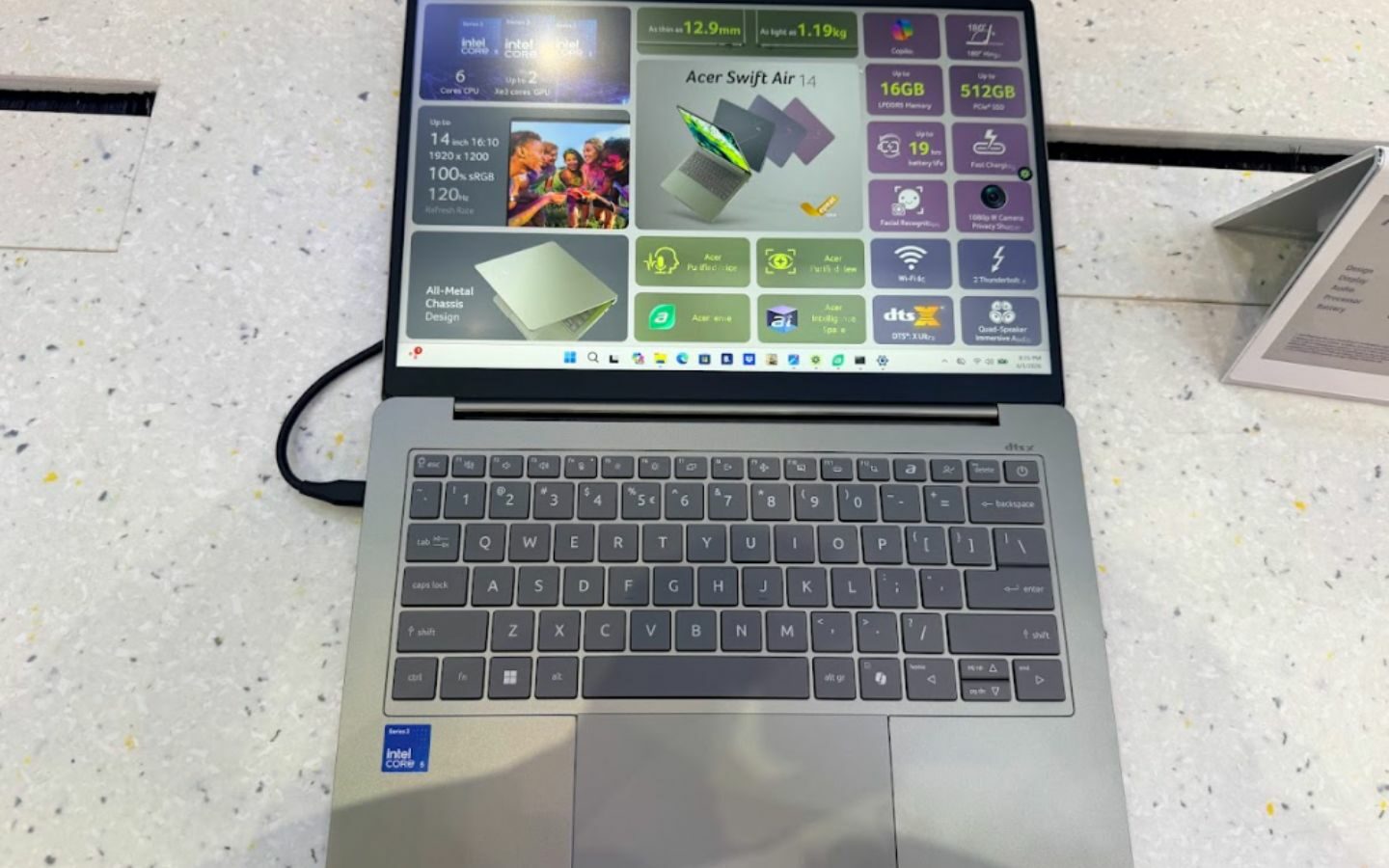 acer gioi thieu predator atlas 8 1