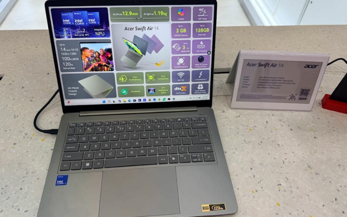 acer gioi thieu predator atlas 8 2