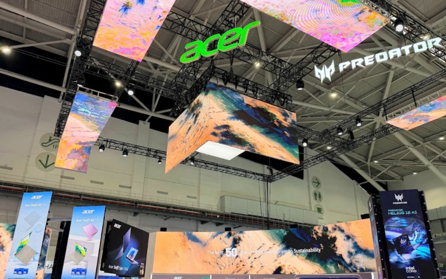 acer gioi thieu predator atlas 8 4