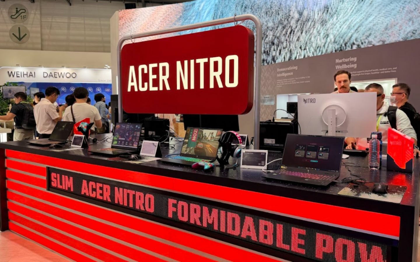 acer gioi thieu predator atlas 8 5