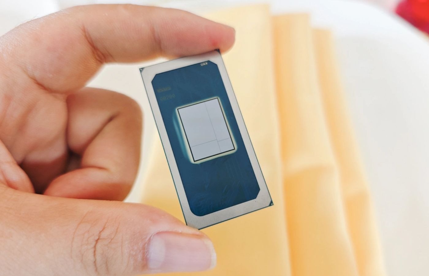 <strong>Intel thử nghiệm dây chuyền sản xuất chip 18A-P thế hệ mới</strong> 1 image 8