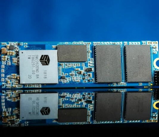 Theo Silicon Motion: Thị trường SSD bán lẻ “gần như biến mất” vì khan hiếm NAND Thị trường SSD bán lẻ "gần như biến mất" vì khan hiếm NAND