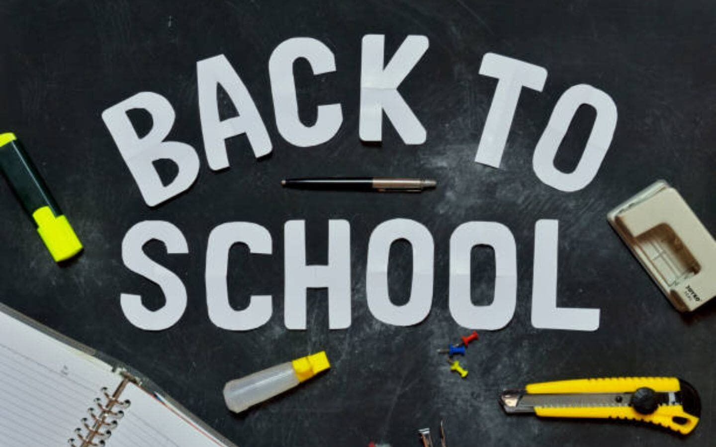 Tổng hợp Back To School Background 2026 Full HD, miễn phí 10 Bảng đen chân thực đem lại cảm giác hoài niệm