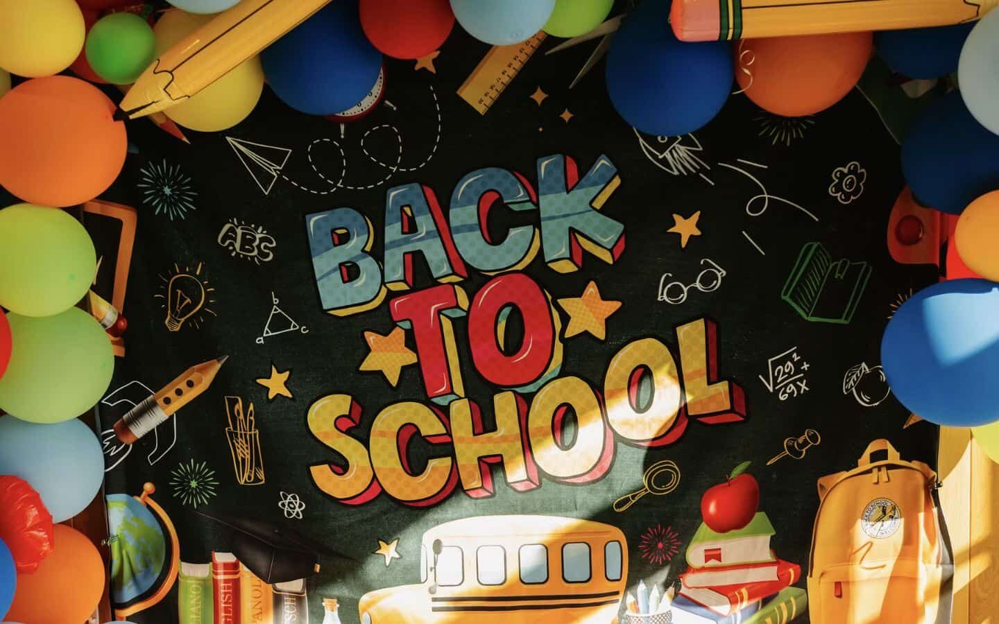 Tổng hợp Back To School Background 2026 Full HD, miễn phí 2 Khung cảnh lớp học ngập tràn sắc màu rực rỡ