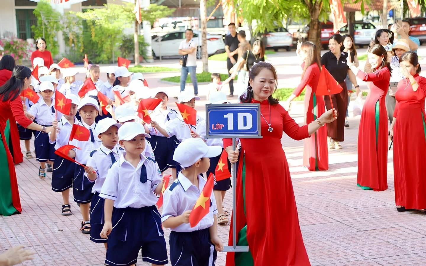 50+ hình ảnh Back to School mới nhất 2026 12 hào đón năm học mới bằng những khoảnh khắc đẹp nhất của học sinh và giáo viên