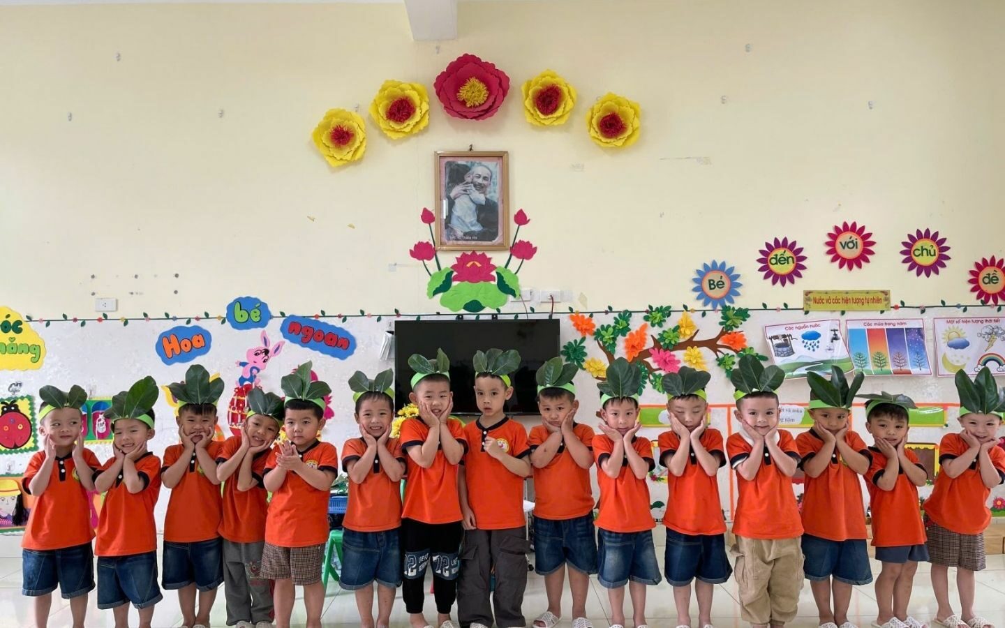 50+ hình ảnh Back to School mới nhất 2026 41 Những nụ cười hồn nhiên làm bừng sáng lớp học