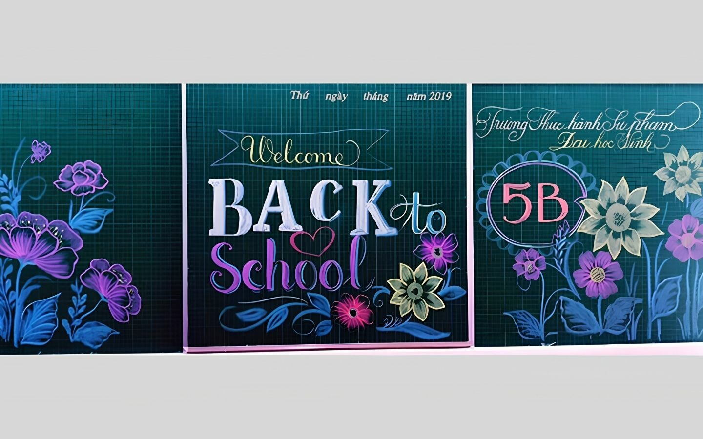Top 10+ mẫu trang trí bảng Back To School nổi bật 2026 61 Bảng lớp nổi bật với hiệu ứng chữ nghệ thuật đa sắc màu