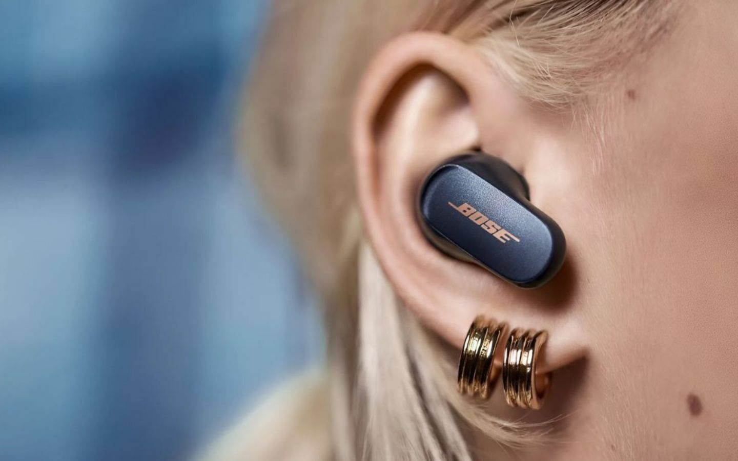 Top 10+ mẫu tai nghe Bluetooth tốt nhất 2026 dưới 1 triệu 4 Thiết kế in-ear hay earbuds sẽ quyết định sự thoải mái khi bạn đeo tai nghe lâu dài