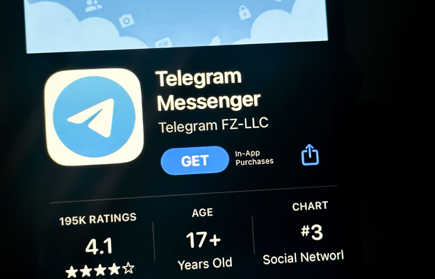 Pavel Durov: "Thủ đoạn tống tiền" khiến Telegram bị gỡ khỏi App Store 1 Telegram bị gỡ khỏi App Store khi bị kẻ xấu cài nội dung vi phạm rồi báo cáo để tống tiền (Nguồn: Internet)