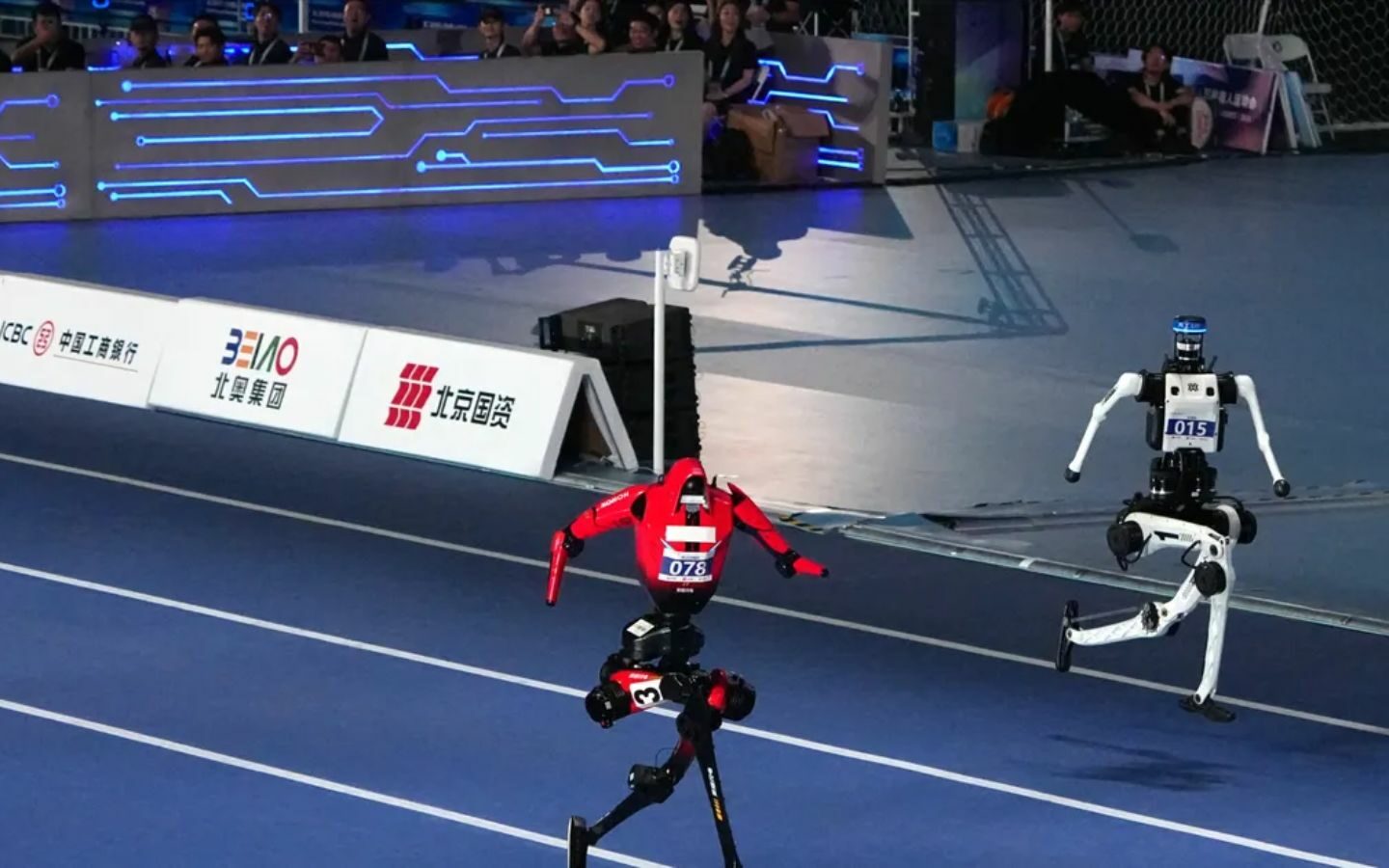 Robot hình người Tiangong Ultra phá kỷ lục chạy 100m của Usain Bolt 1 Robot hình người Tiangong Ultra phá kỷ lục chạy 100m của Usain Bolt (Nguồn: Internet)