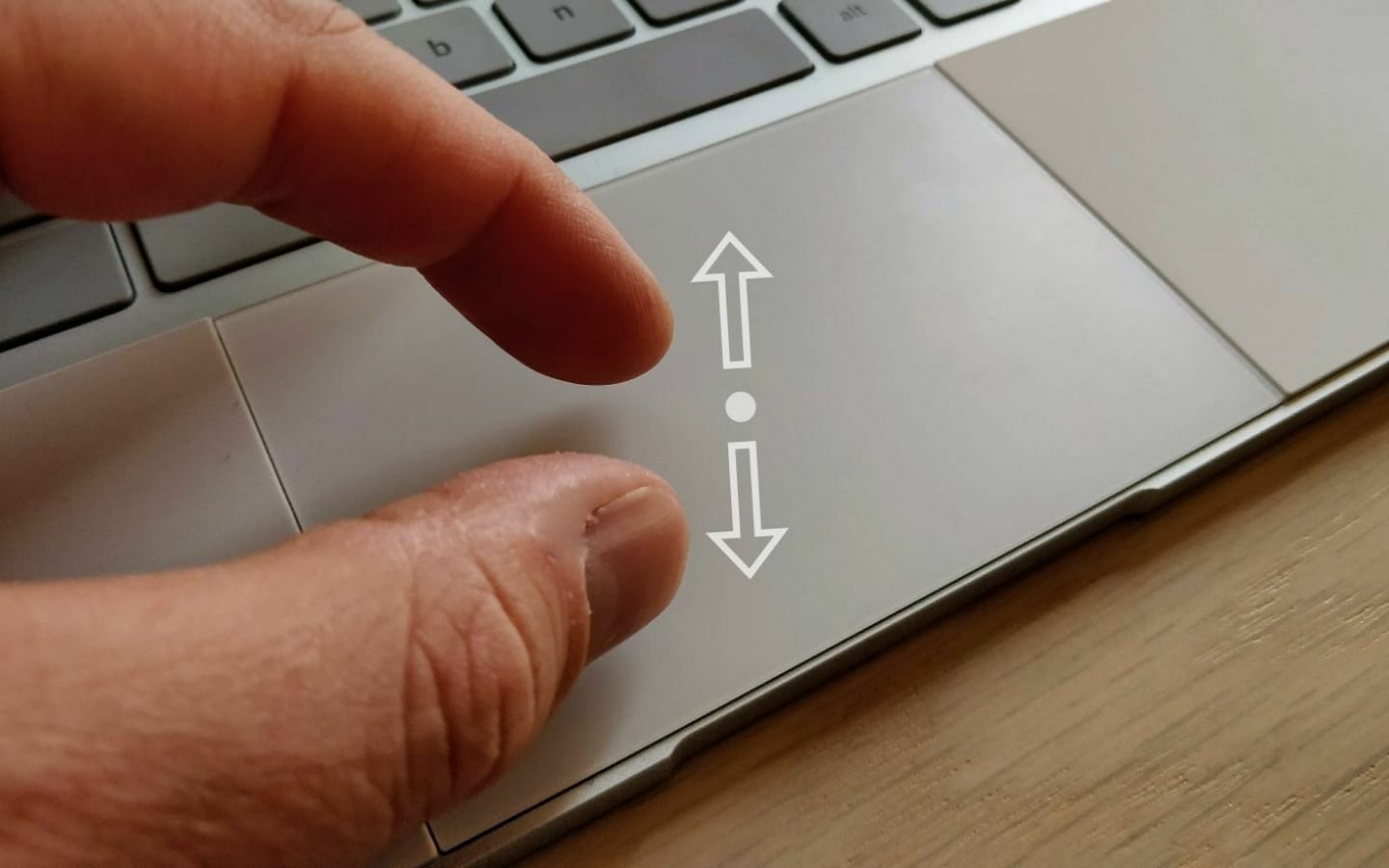 cach phong to man hinh macbook bang touchpad