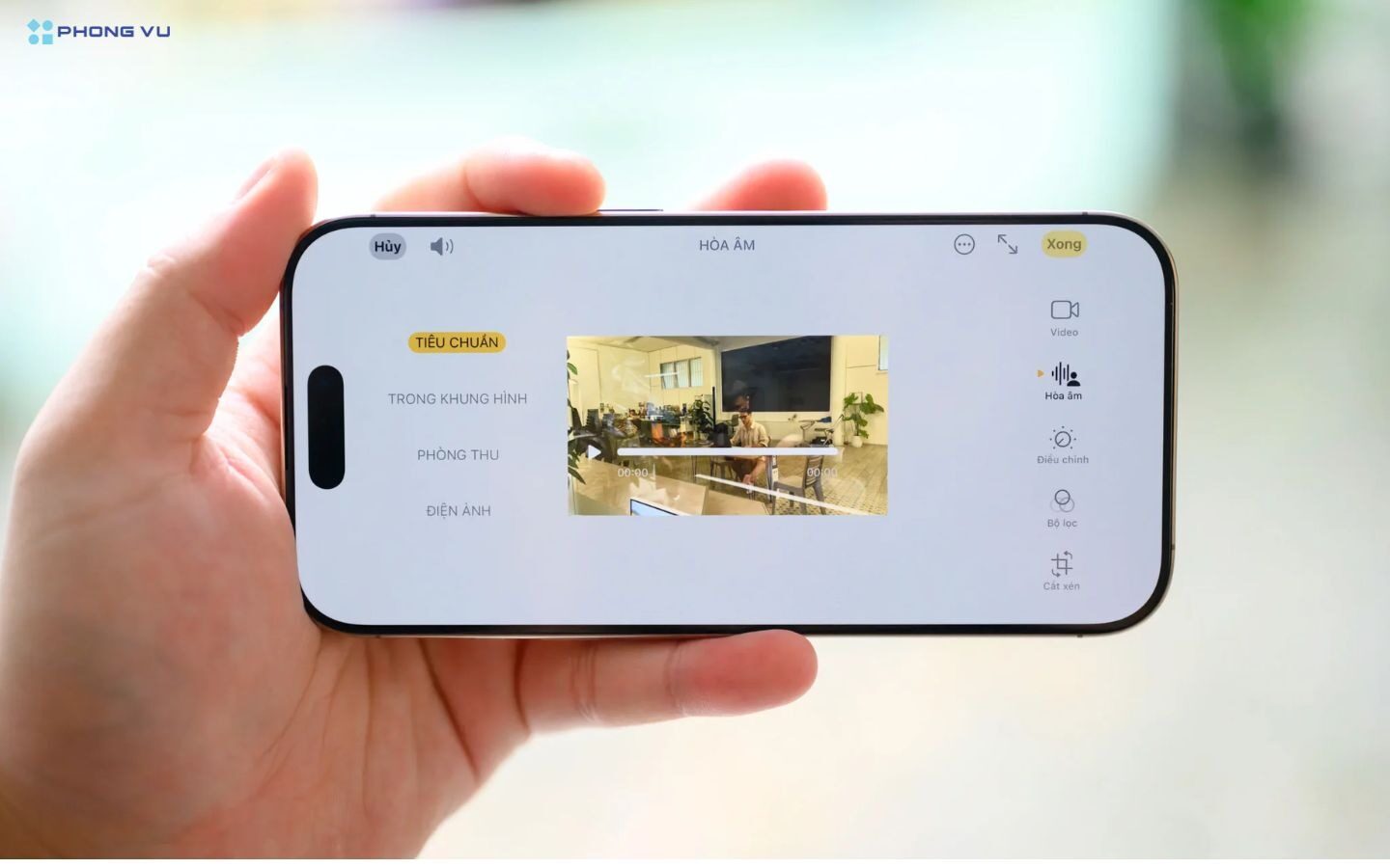 Chiếc lỗ nhỏ cạnh camera trên iPhone có công dụng gì? 2 image 50