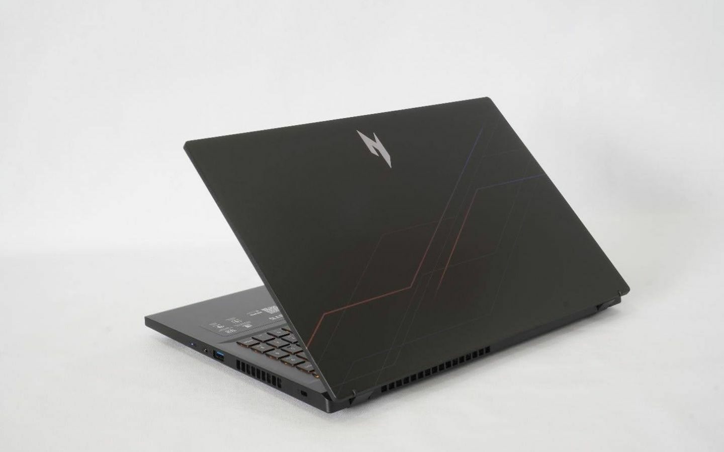 Laptop gaming nào phù hợp với sinh viên CNTT, Thiết kế và Kiến trúc? 6 Sinh viên Kiến trúc nên chú ý CPU và GPU khi chọn laptop