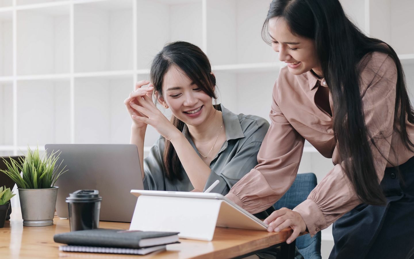 200+ lời chúc 20/10 ngắn gọn, ý nghĩa dành tặng phái đẹp 8 Lời chúc đồng nghiệp nữ ngày 20/10 thành công trong công việc và cuộc sống