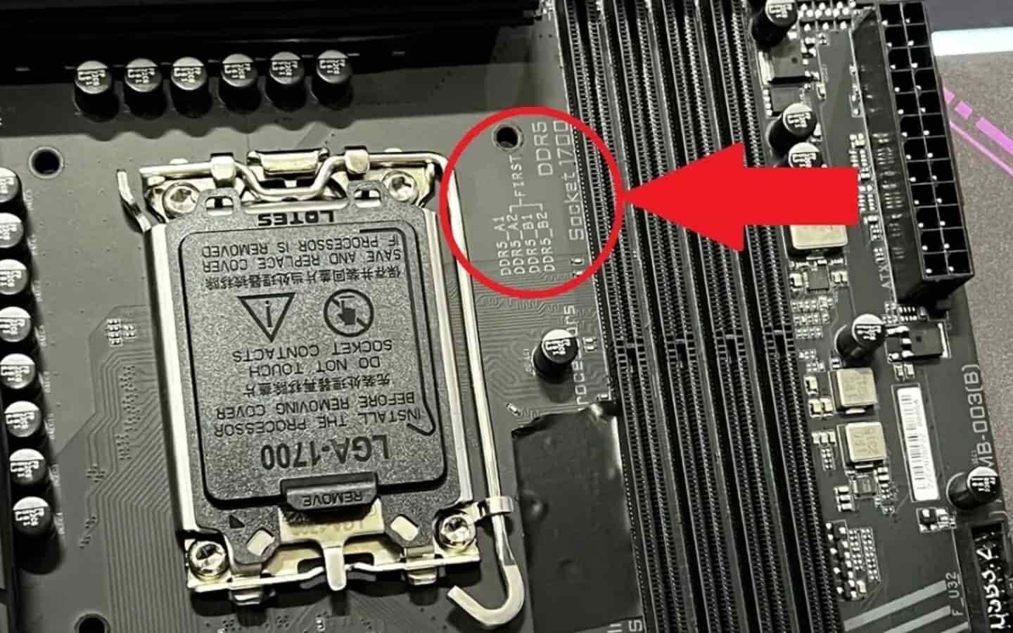 5 lý do cần cẩn trọng khi chọn RAM cho AMD Ryzen và cách tối ưu hiệu năng 4 Cắm kín 4 khe RAM DDR5 dễ gây tụt xung nhịp hoạt động (Nguồn: Internet)