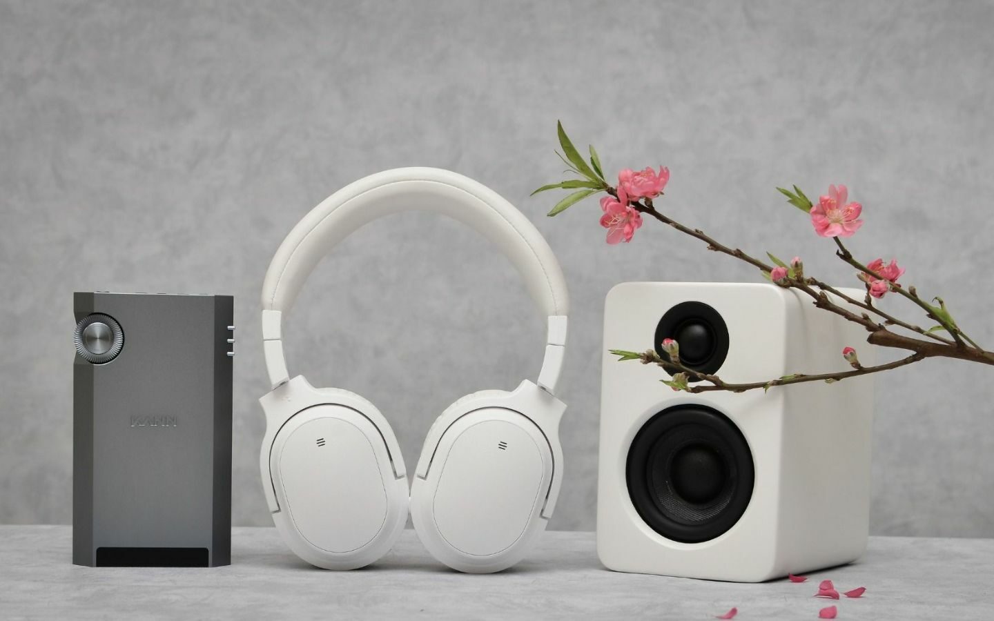 Tai nghe Bluetooth phục vụ nhu cầu nghe nhạc và gọi điện khi di chuyển