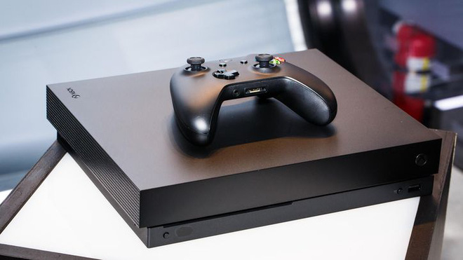 Xbox One X giá cao nhưng có đáng tiền?