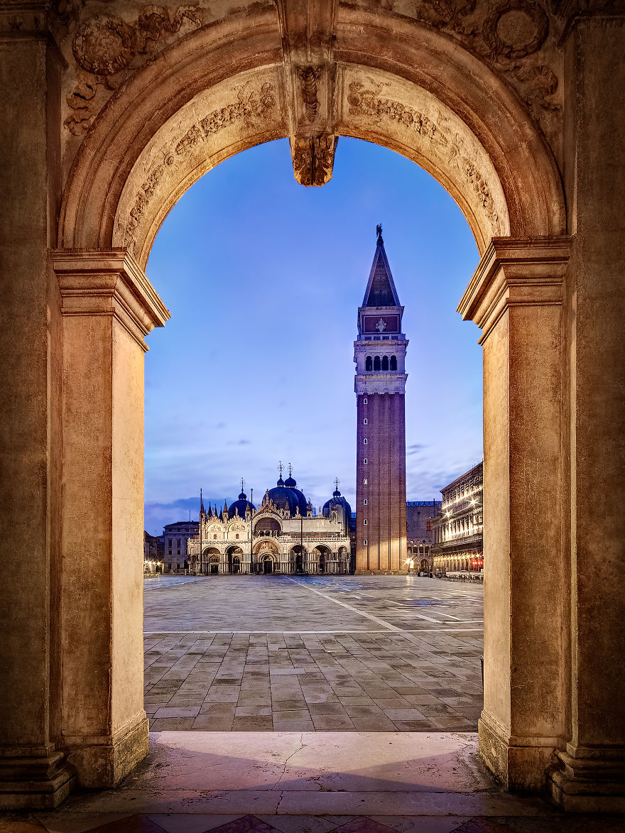 piazza san marco archway 57dfc509d468c 880