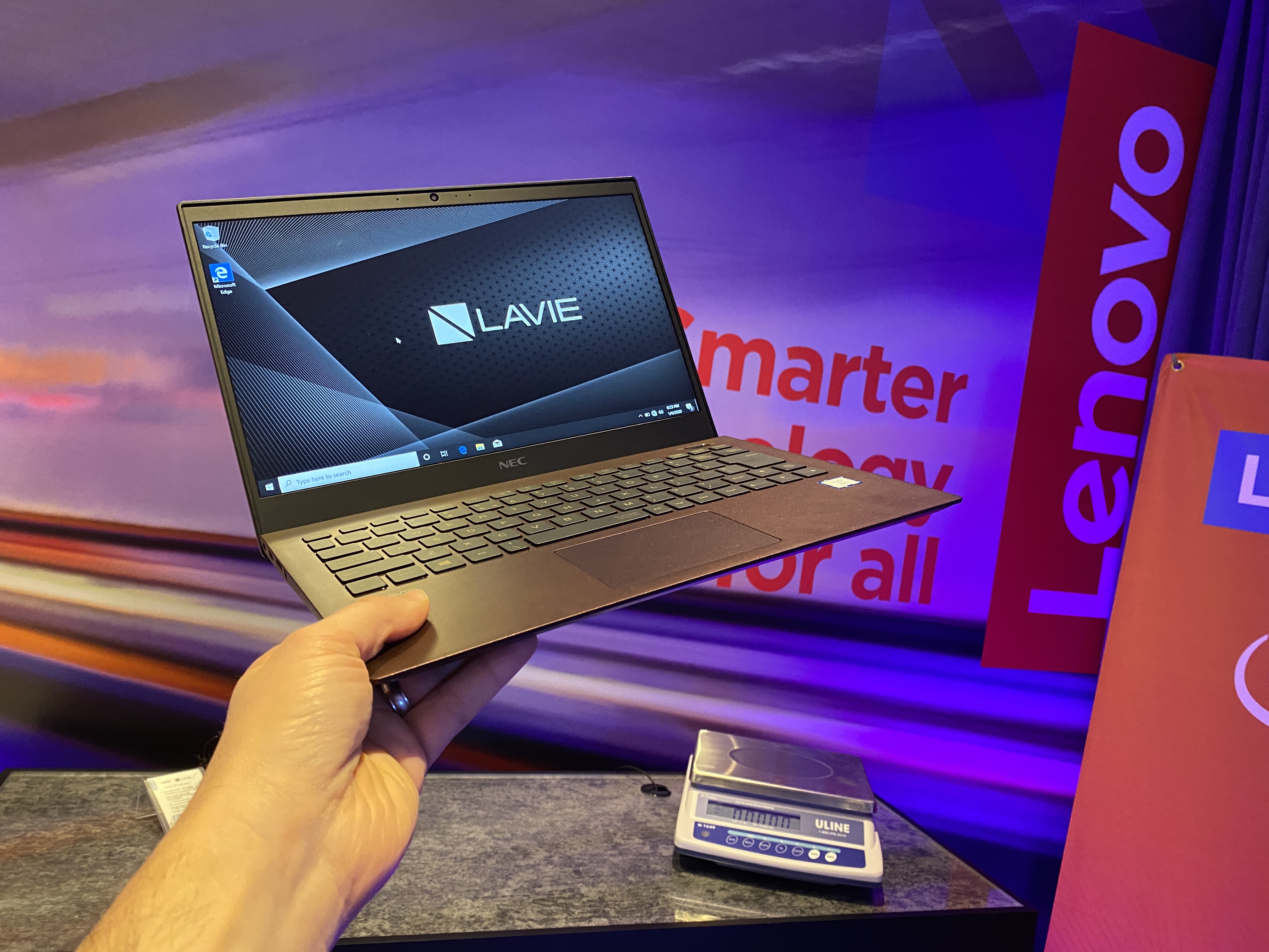 Thương hiệu Nhật Bản NEC ra mắt laptop siêu mỏng tại CES 2020?