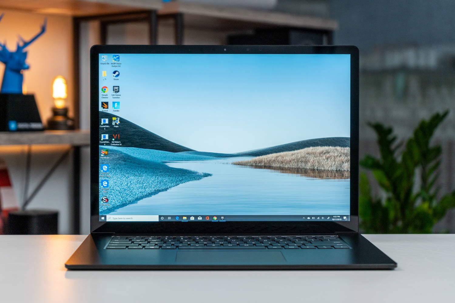 Microsoft Surface Laptop 3: toàn thông số bình thường nhưng tổng thể lại xuất sắc khó tin